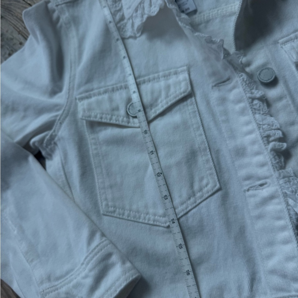 NWT-Blank NYC White Denim Jacket with eyelet trim - Picture 5 of 10